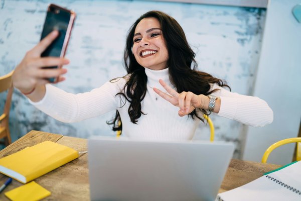 Motioon : boostez votre relation client grâce aux témoignages et avis client vidéo